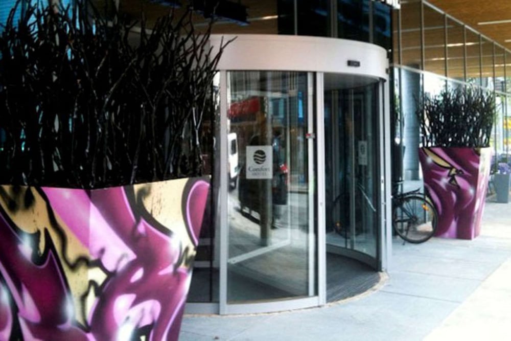 Фото Comfort Hotel Square