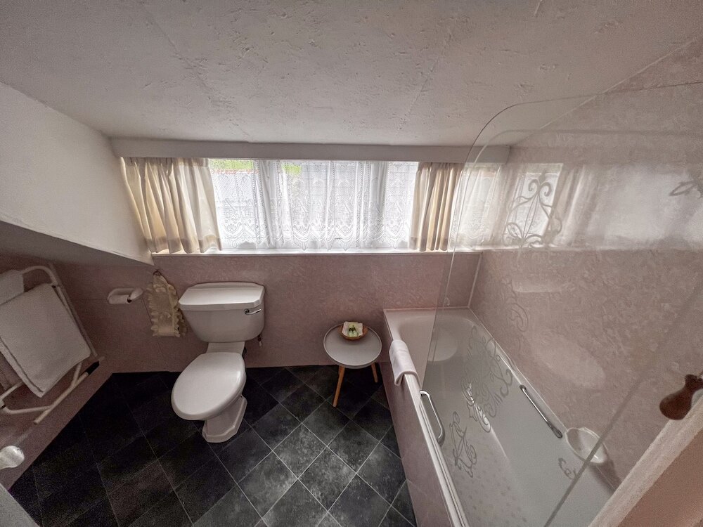 Фото Gwesty Minffordd Hotel