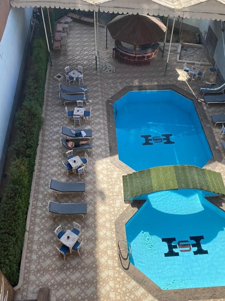 Фото Shady Hotel