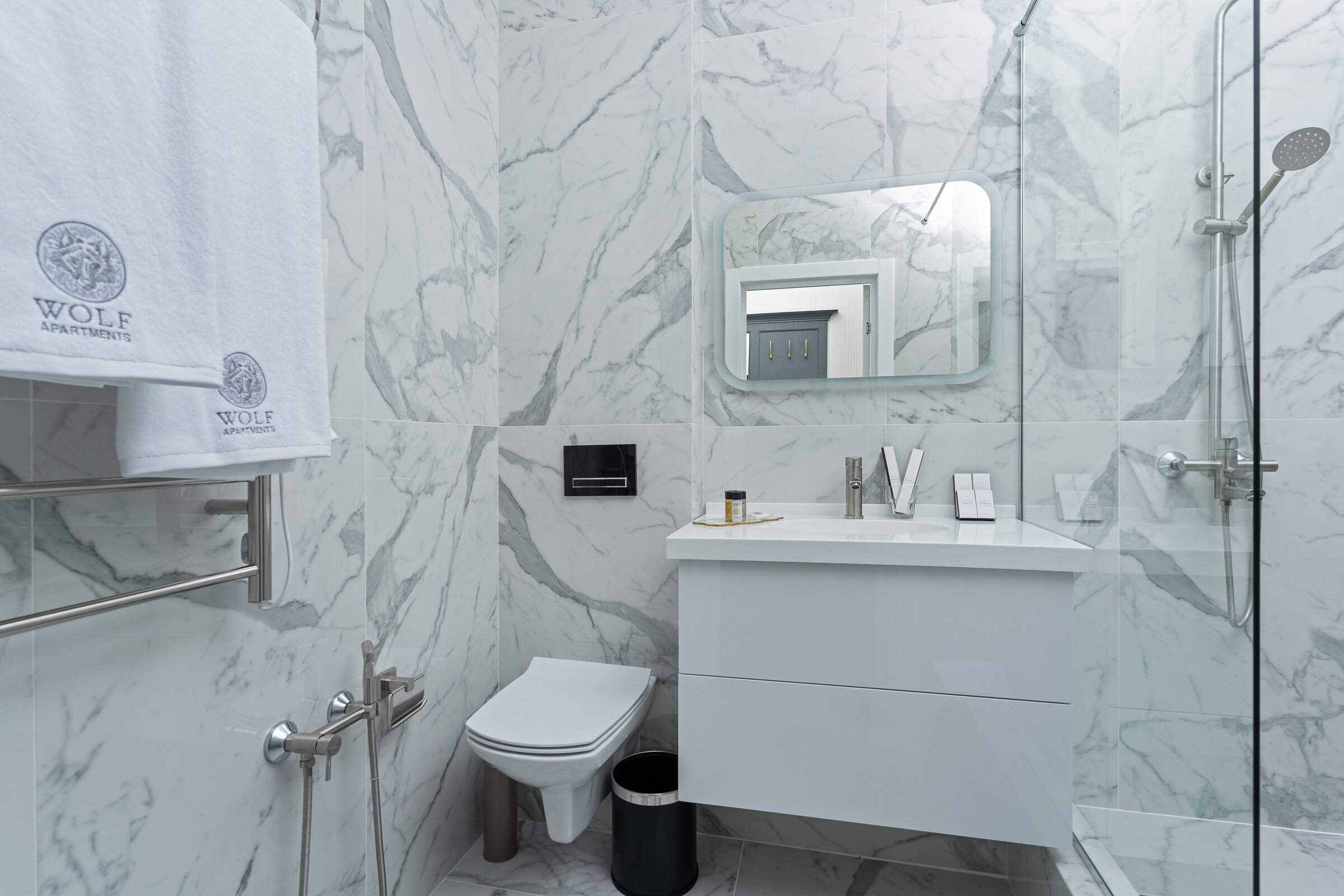 Фото Wolf Apartments