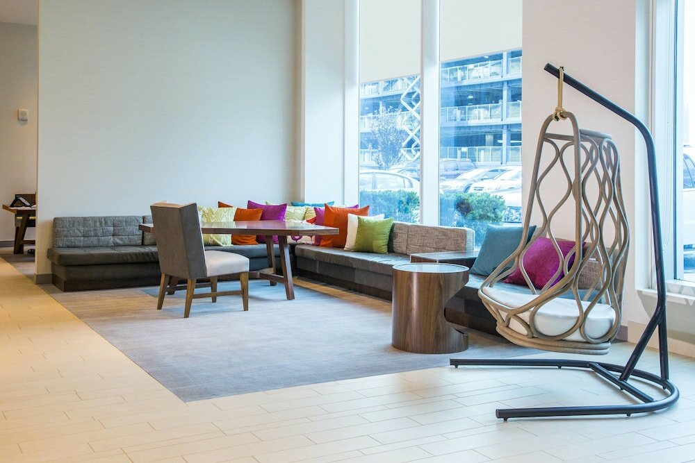 Фото Residence Inn New York The Bronx At Metro Center Atrium