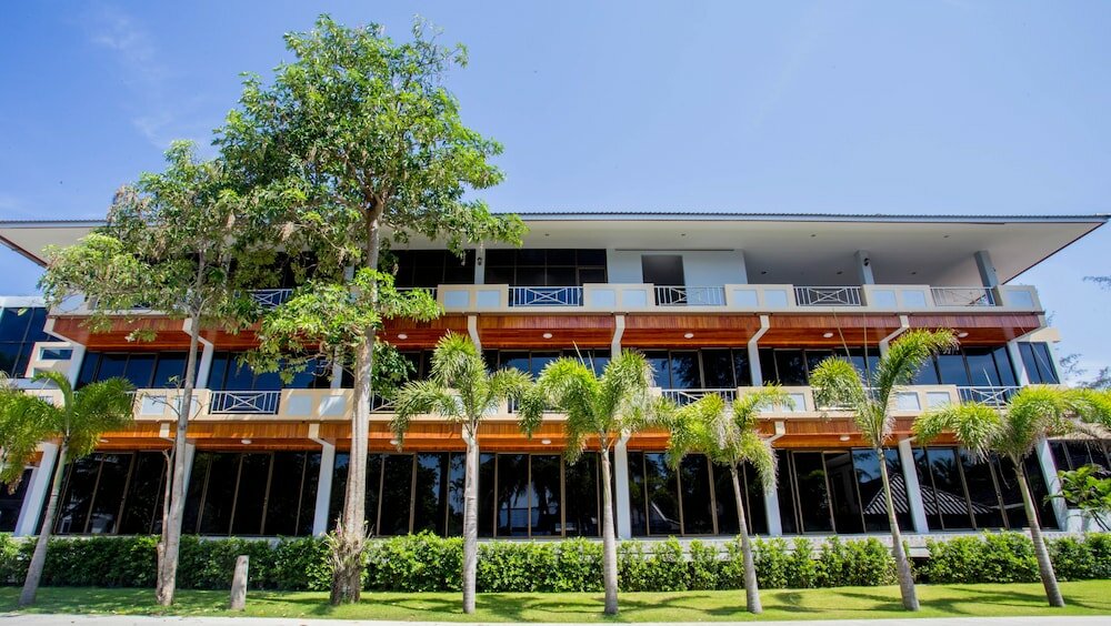 Фото The Uncle Beach Resort