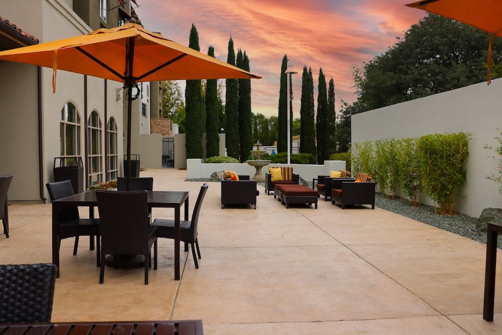 Фото Courtyard Marriott Paso Robles