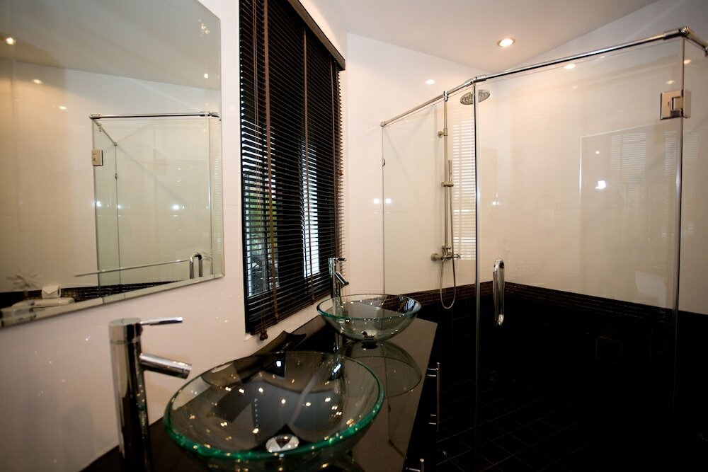 Фото Palm Grove Resort