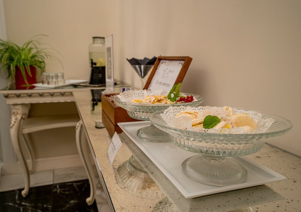 Фото The Moon Boutique Hotel