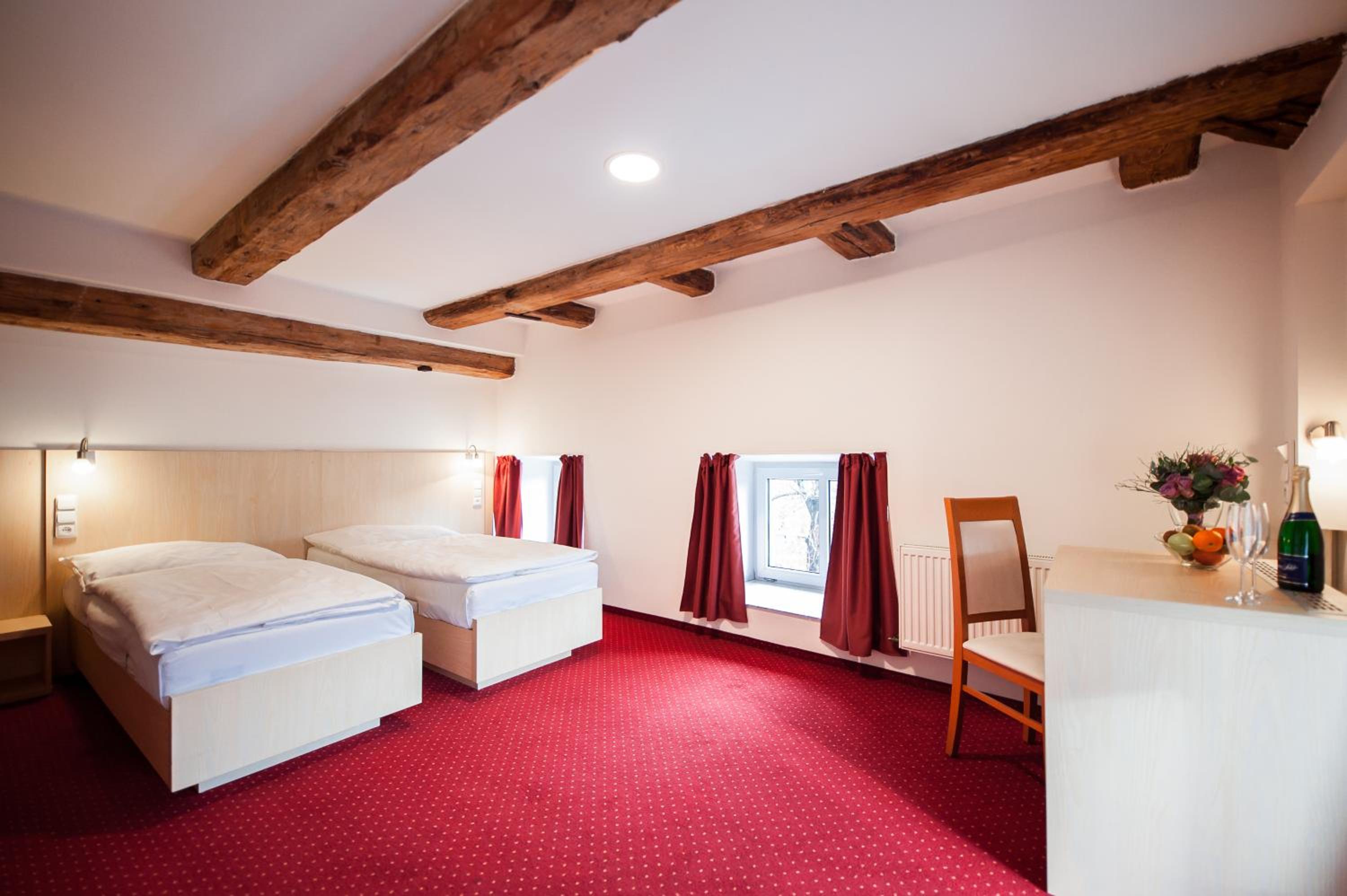 Фото Hotel Pivovar