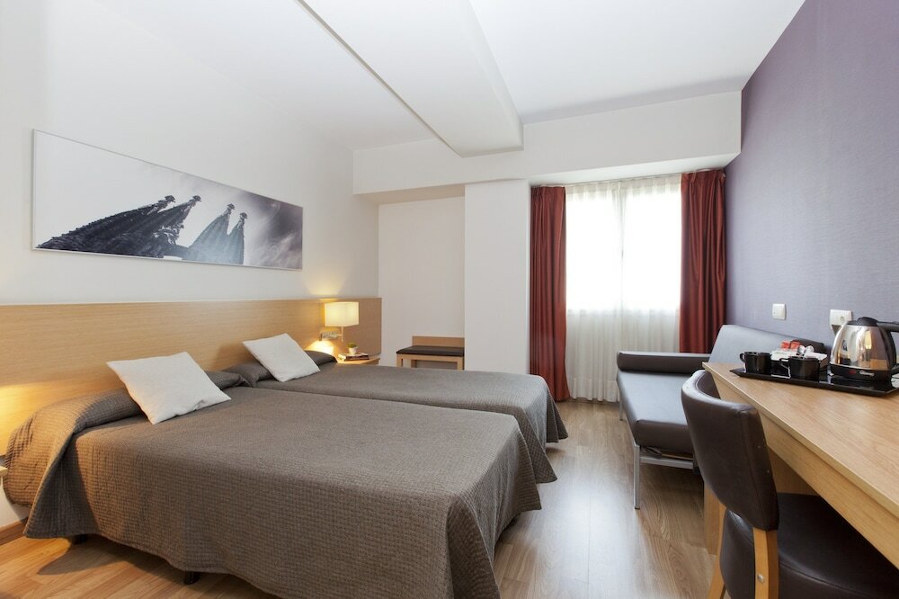 Фото Hotel Sagrada Familia