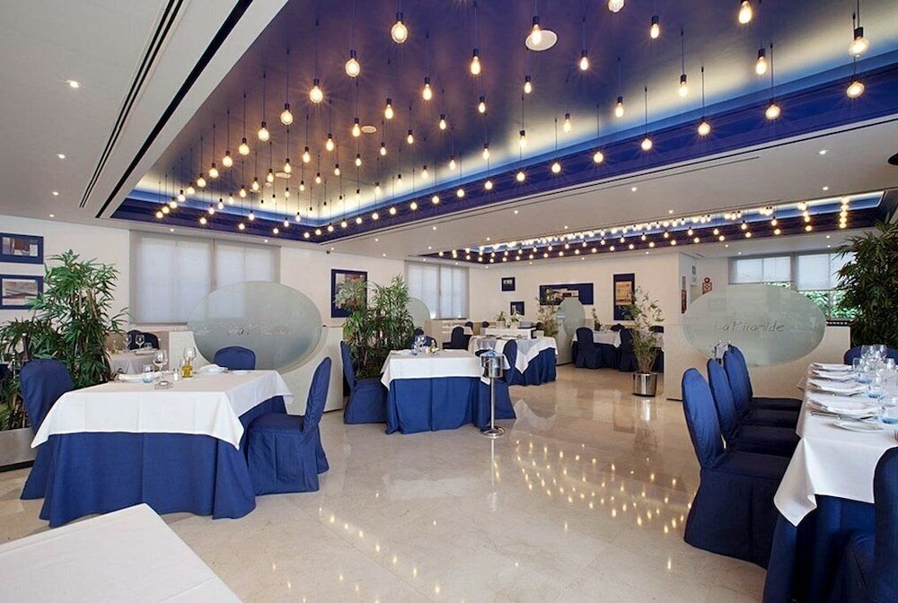 Фото Hotel Villamadrid