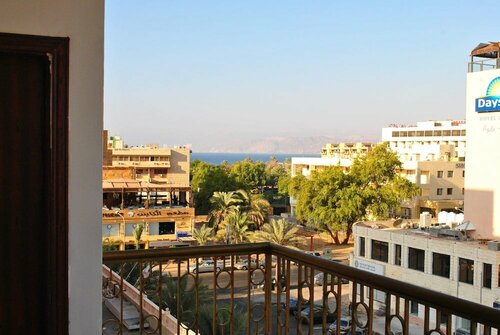 Внешний вид отеля Al Qidra Hotel & Suites Aqaba в Акабе, фото 5