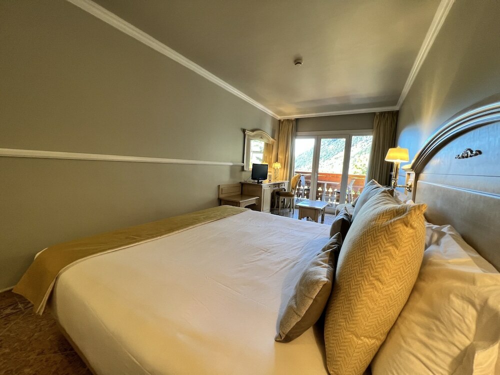 Фото Hotel & SPA Bringué