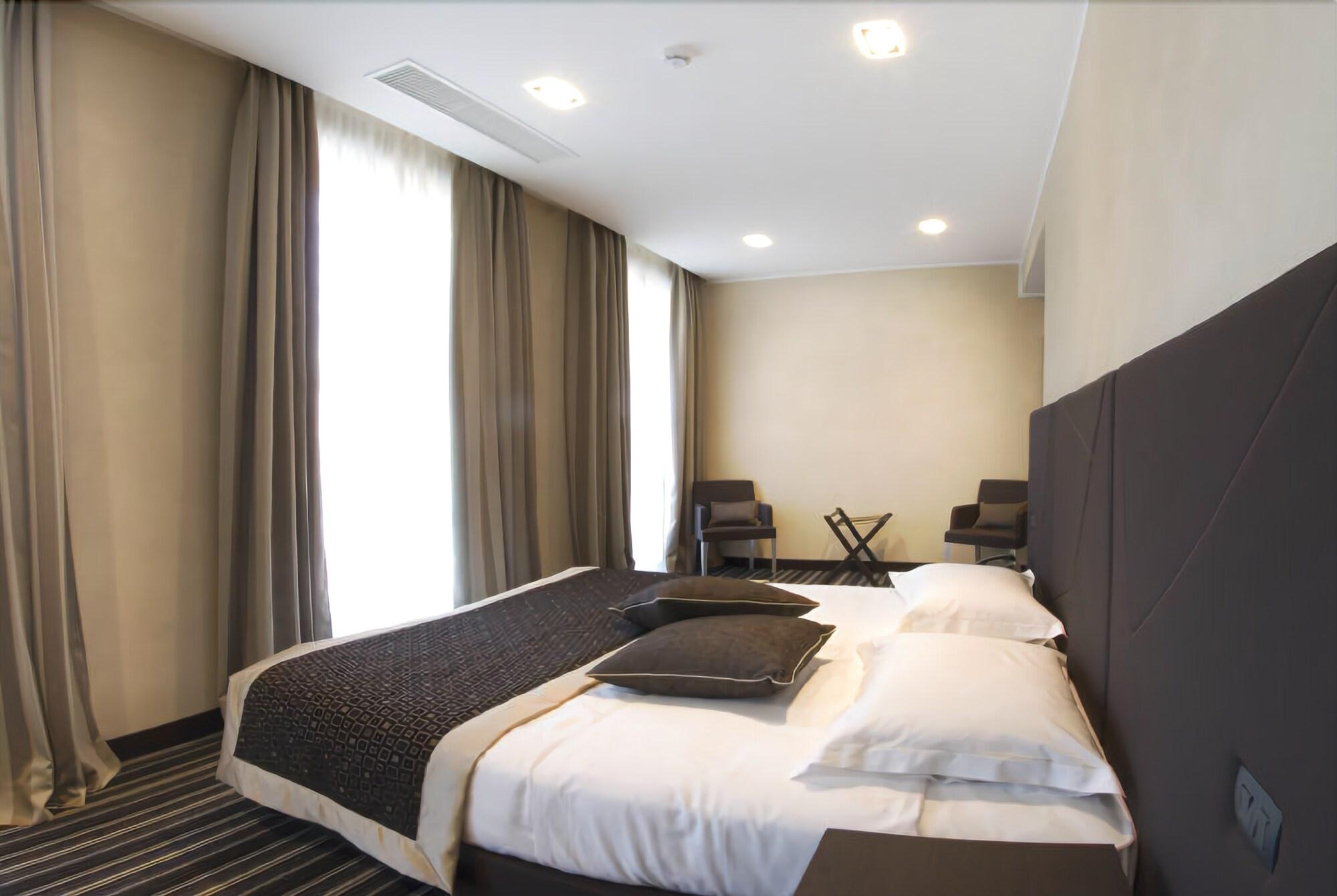 Фото Hotel Principe di Torino