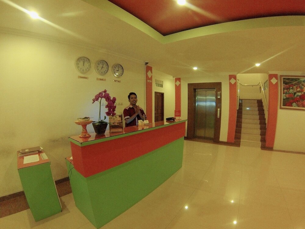 Фото The Kanjeng Hotel Kuta