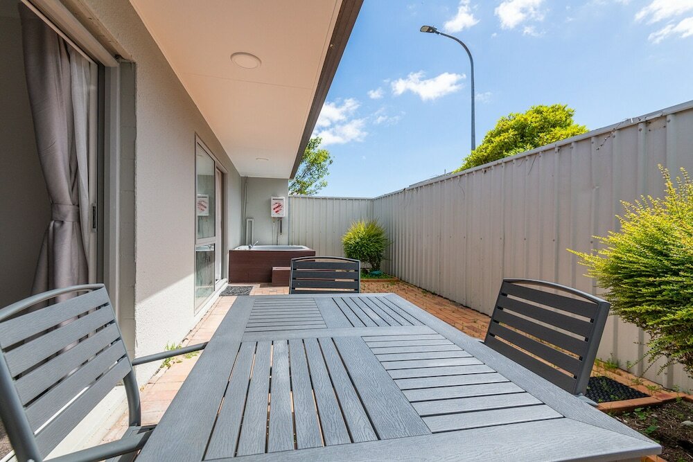 Фото Ann's Volcanic Rotorua Motel and Serviced Apartments