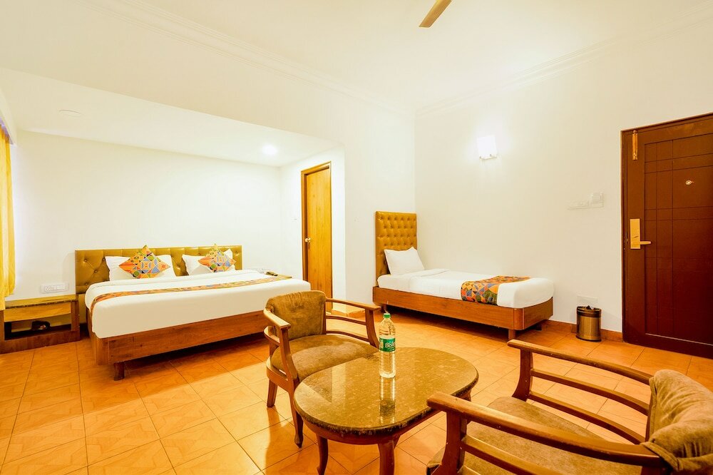 Фото Hotel Basant Residency