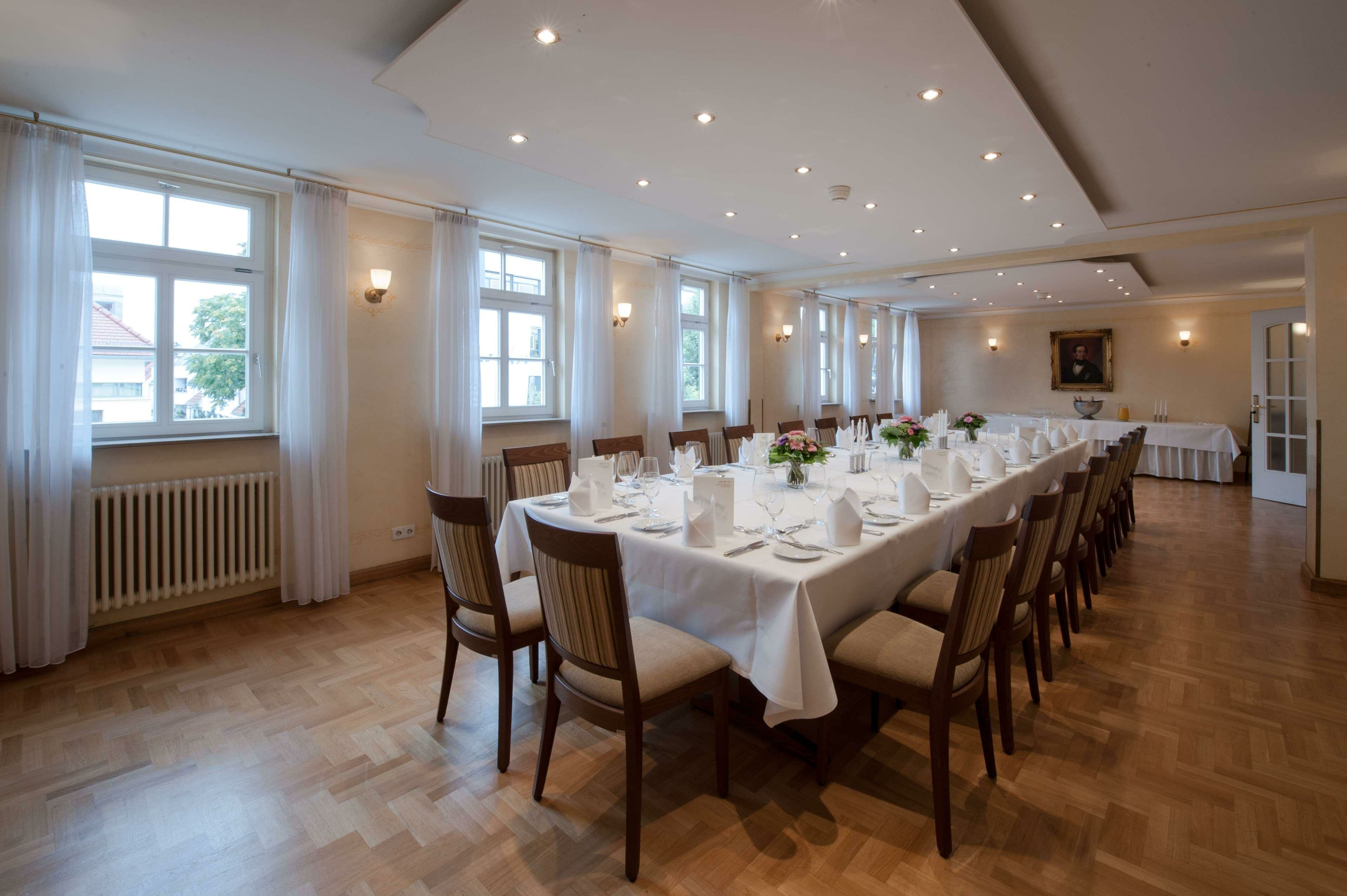 Фото Landschloss Korntal