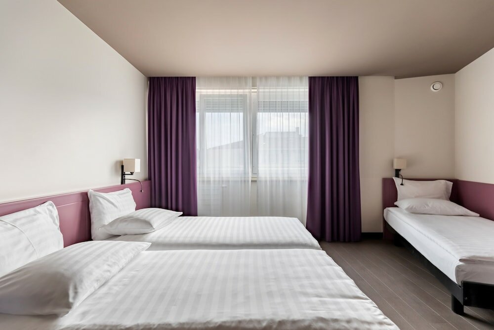 Фото Hotel Les Nations