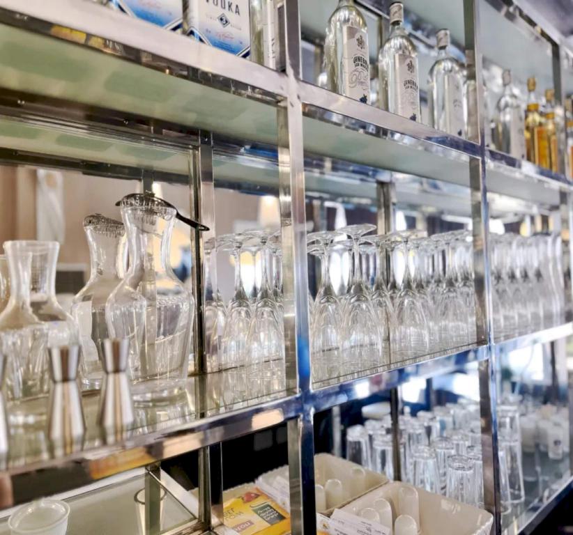 Фото Townhouse Oak Avitel Hotel