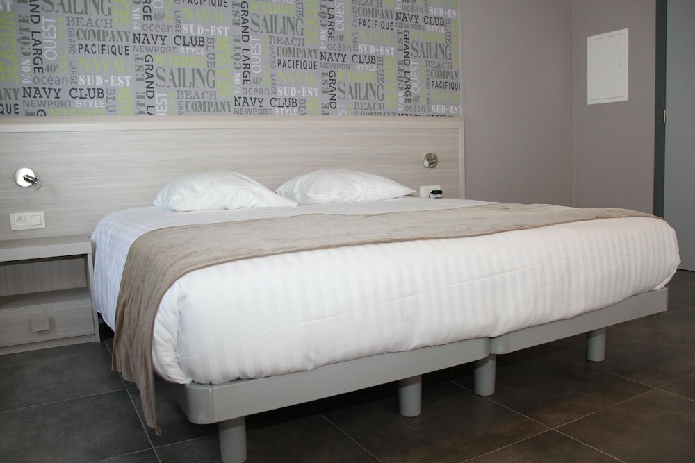 Фото Hotel La Louve