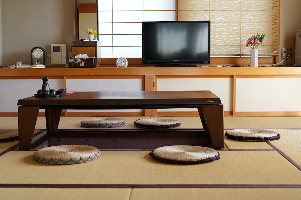 Фото Fujinoya Ryokan