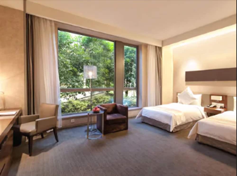 Фото Shanghai Parkyard Hotel