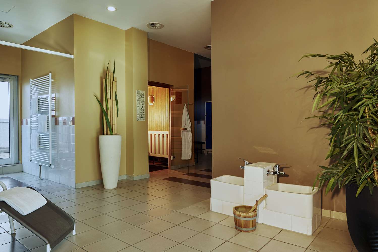 Фото H4 Hotel Kassel