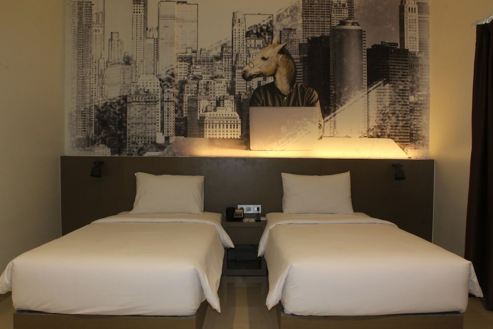 Фото отеля 2