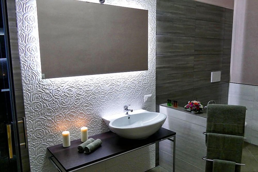 Фото Cairoli Exclusive Rooms & Suite