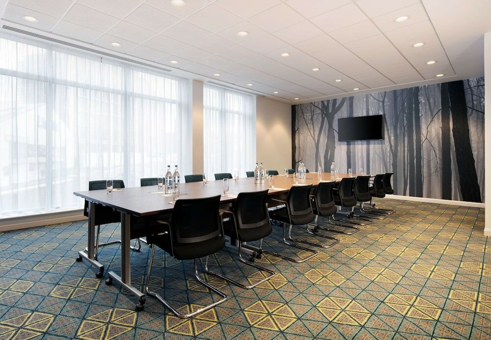 Фото Hampton by Hilton Dundee City Centre