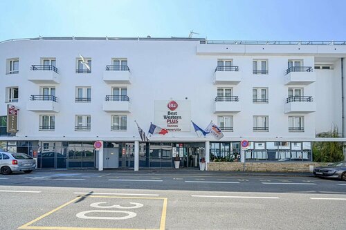 Внешний вид отеля Best Western Plus Vannes Centre-Ville в Ванне, фото 1