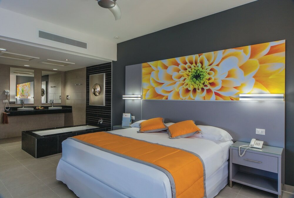 Фото Hotel Riu Cancun