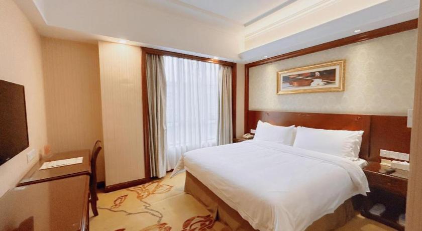 Фото Vienna Hotel Shanghai Wild Animal Park