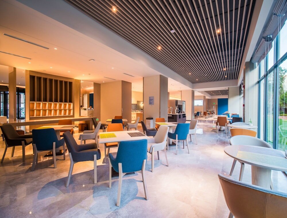 Фото Holiday Inn Express Kunming West, an Ihg Hotel