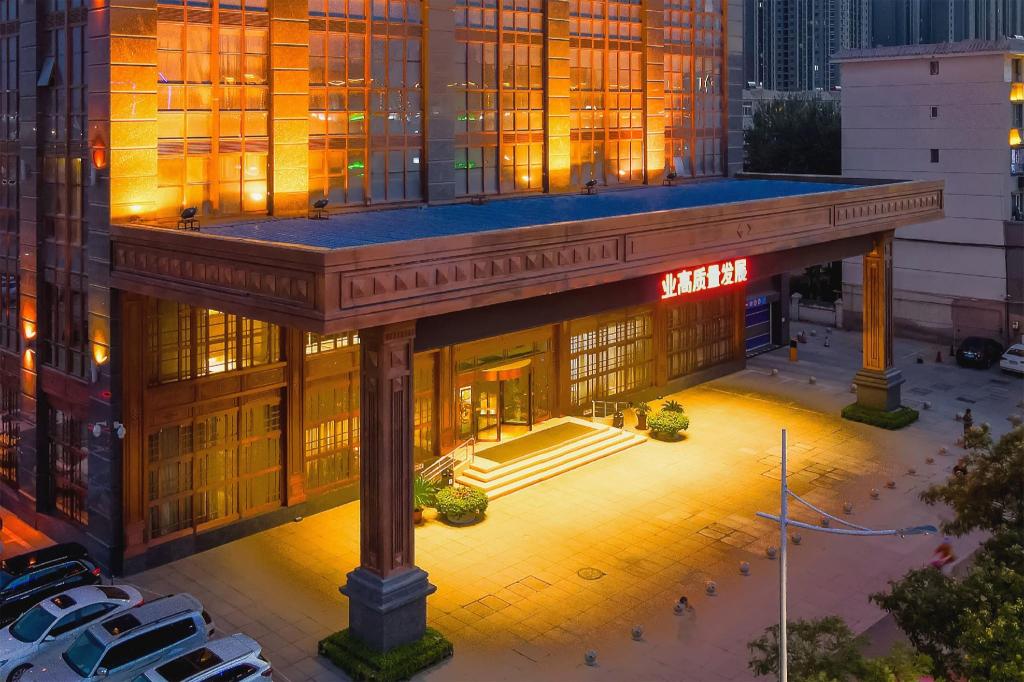 Фото отеля 2