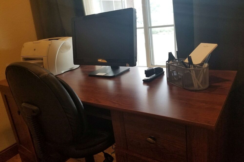 Фото AmericInn by Wyndham Galesburg