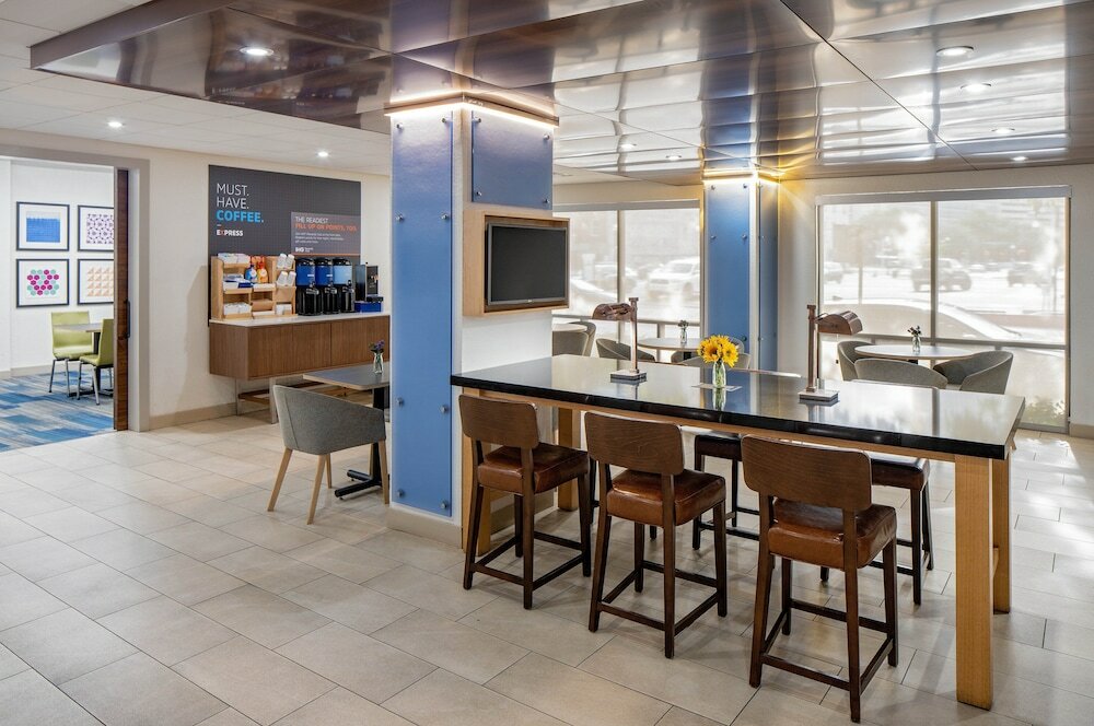 Фото Holiday Inn Express New Orleans Downtown, an Ihg Hotel