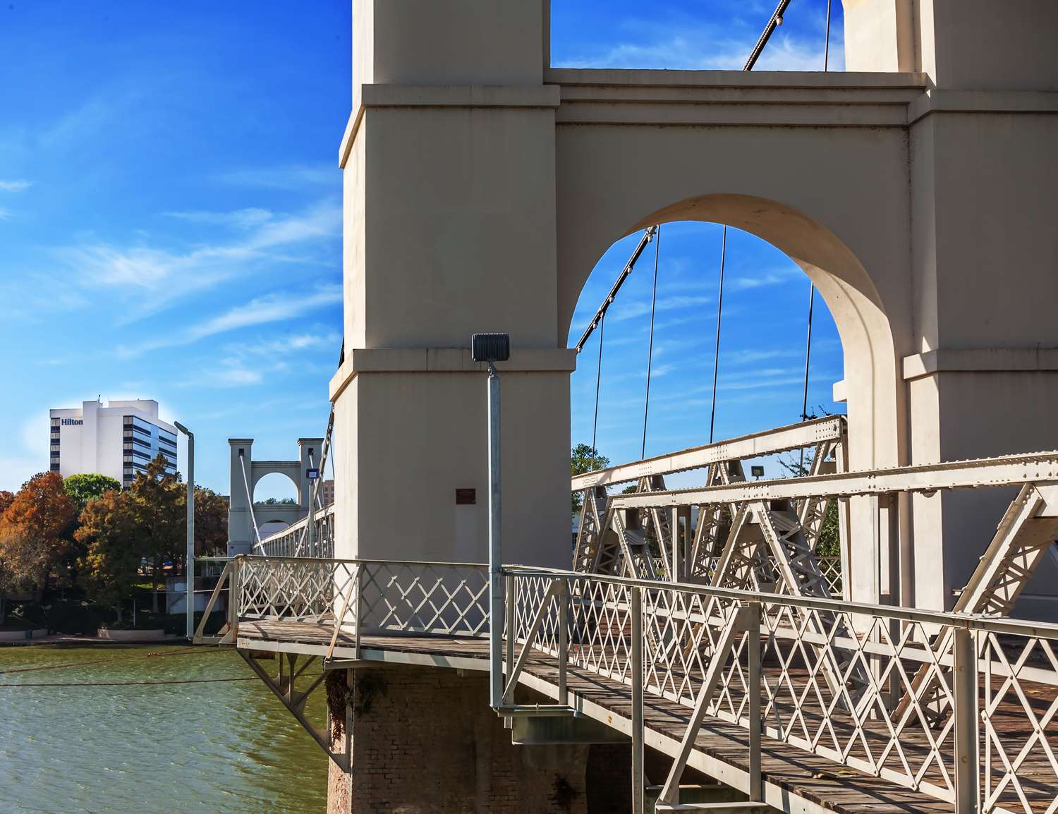 Фото Hilton Waco