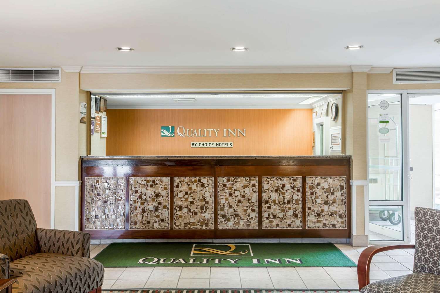 Фото Quality Inn Colchester - Burlington