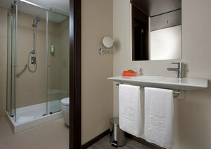 Гостиница Nh Barcelona Diagonal Center