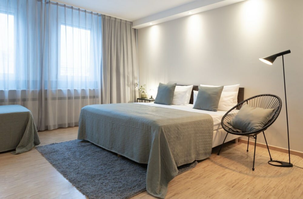 Фото Paragon Apartments