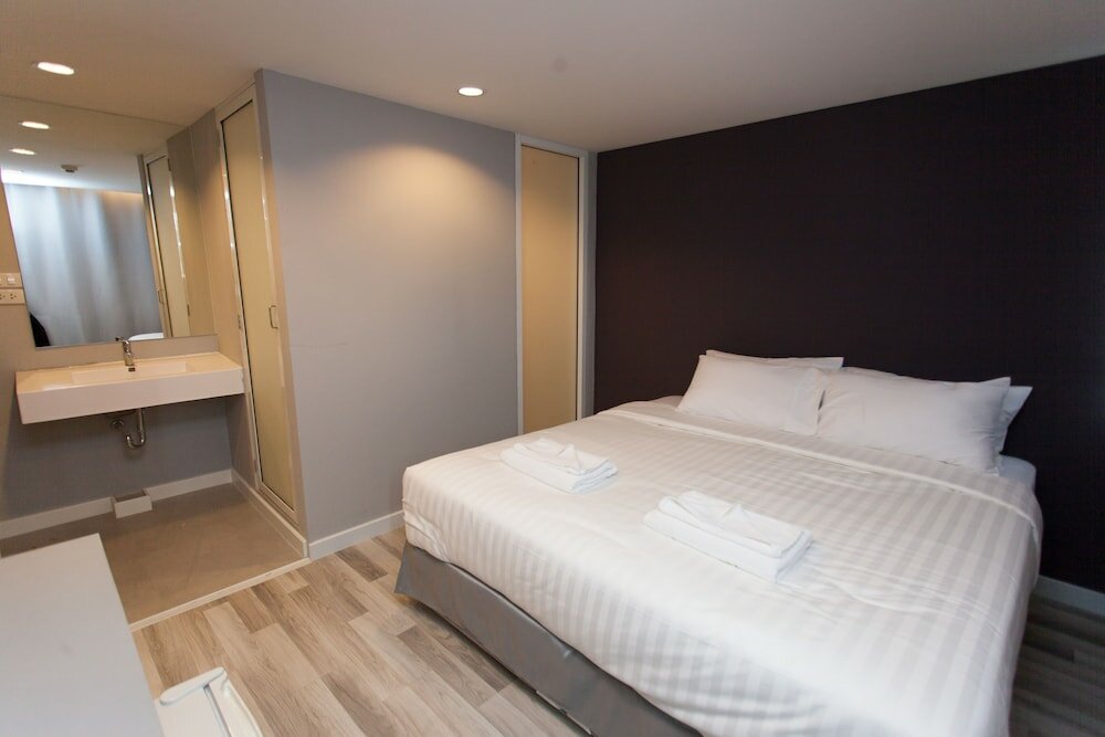 Фото Nantra Ploenchit Hotel