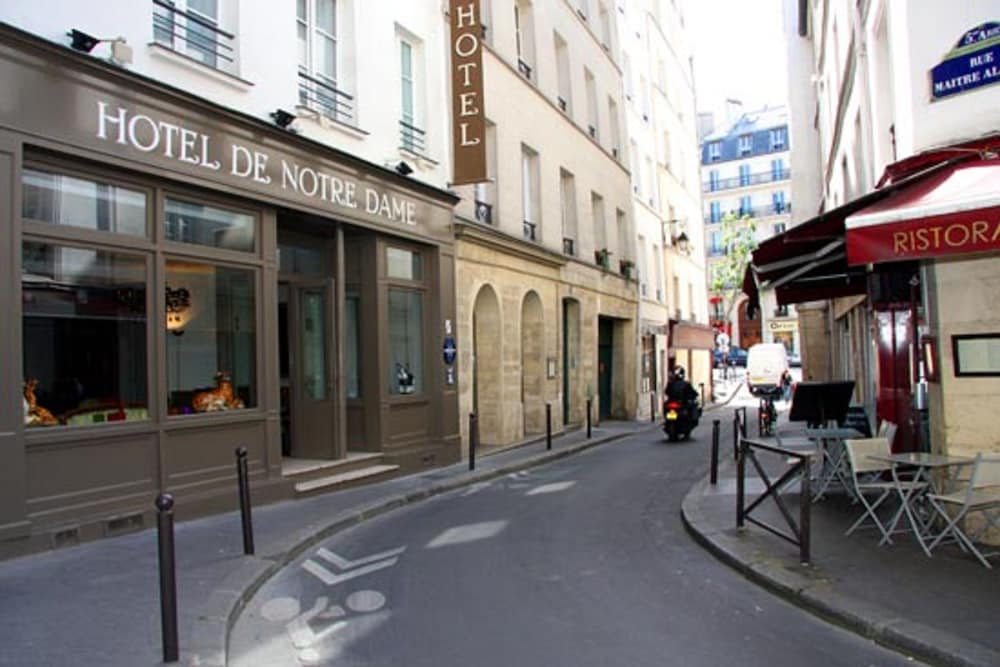 Фото Hotel de Notre-Dame