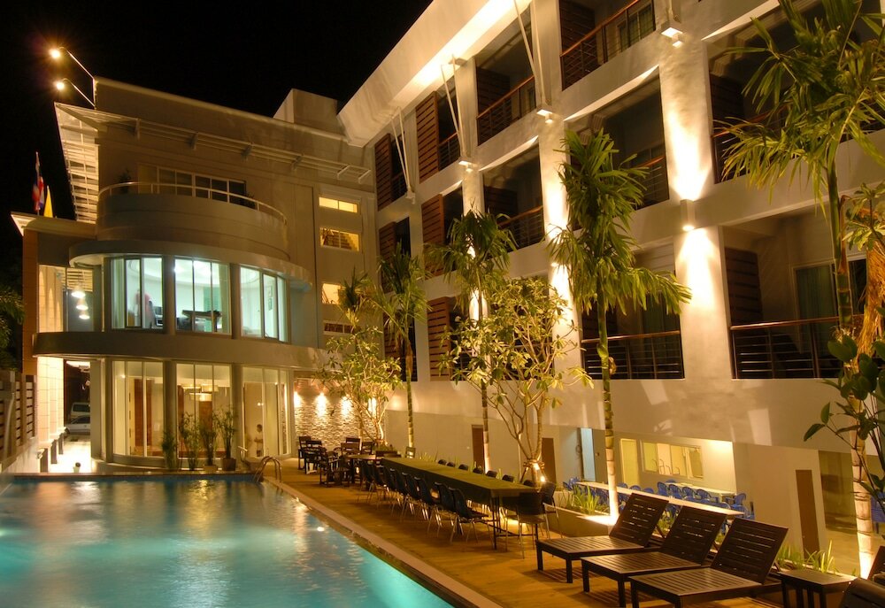 Фото отеля 2