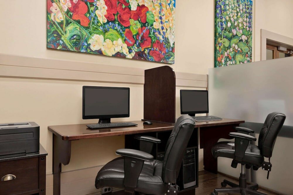 Фото The Plaza Hotel