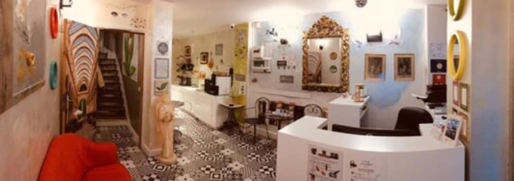 Фото Amélie Hotel