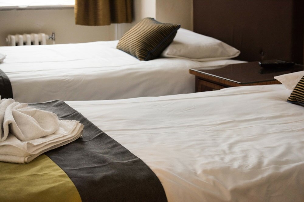 Фото Rose Court Hotel