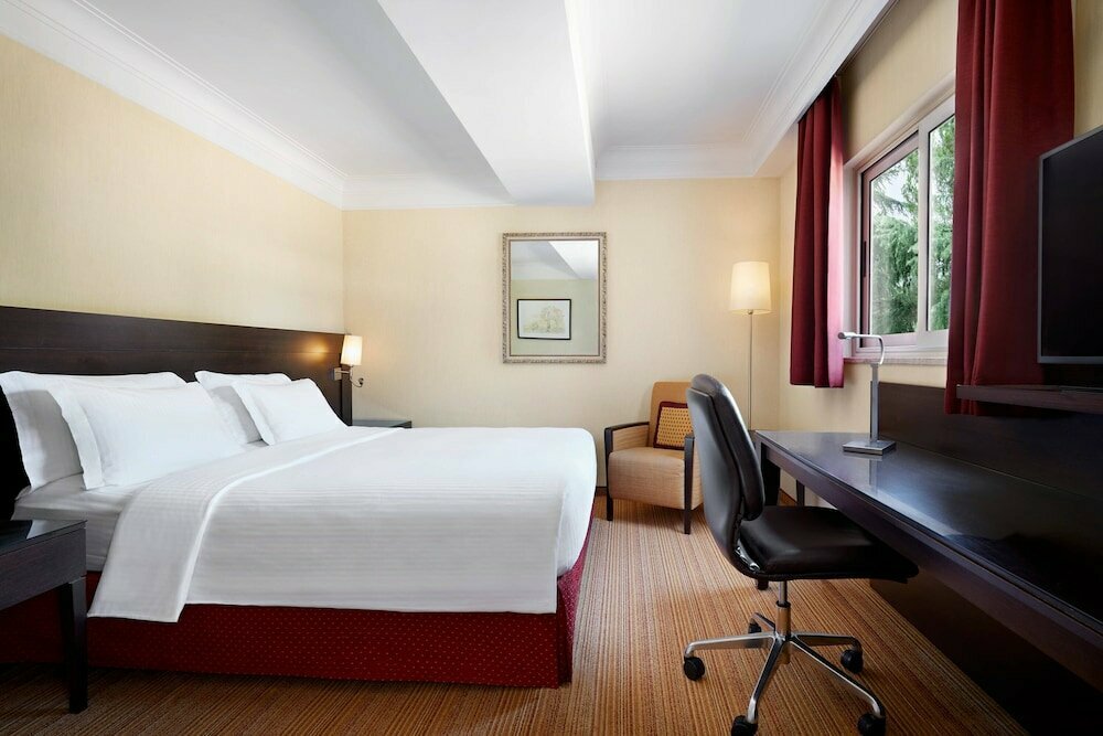 Hotel Courtyard by Marriott Rome Central Park, Rome, photo