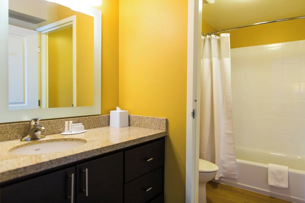 Фото TownePlace Suites by Marriott Lancaster