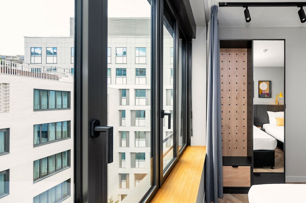 Фото Staycity Aparthotels Paris La Defense