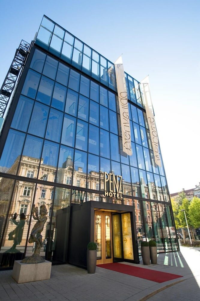 Фото The Penz Hotel