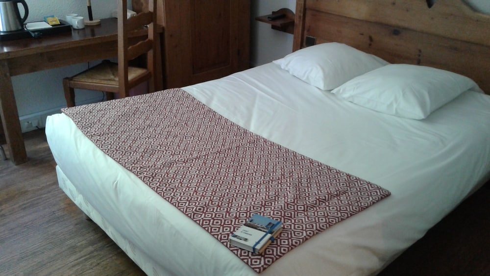 Фото Hôtel Porte de Genève